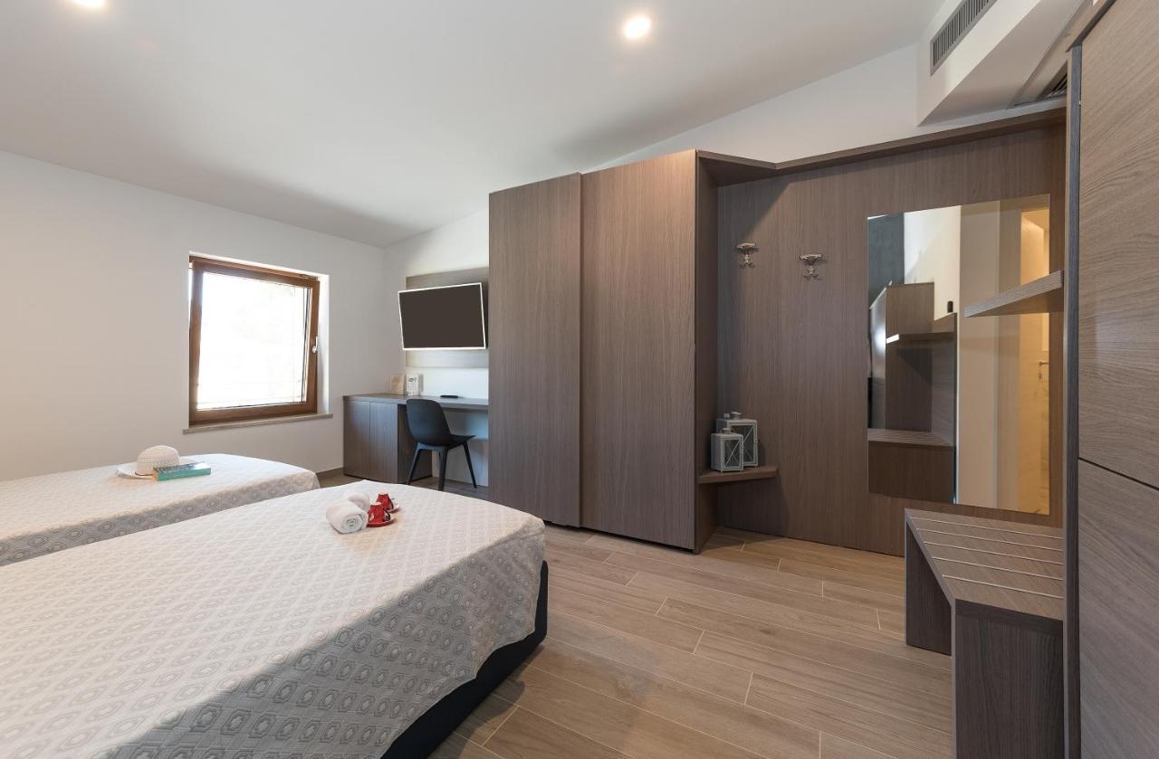 Hotel Da Si-Si غيمونا ديل فريولي المظهر الخارجي الصورة